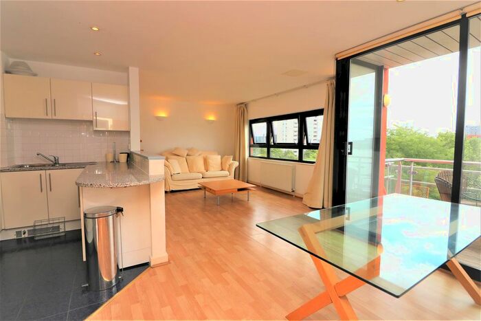 1 Bedroom Flat To Rent In Ocean Wharf, Canary Wharf, E14