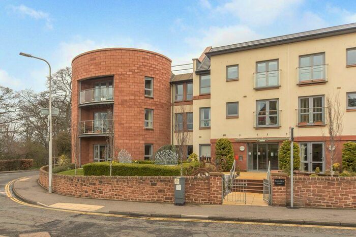 2 Bedroom Ground Flat For Sale In Tantallon Court, North Berwick, EH39