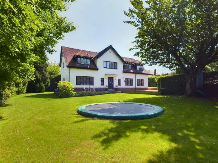 4 Bedroom Detached House For Sale In Torkington Road, Hazel Grove, Stockport, Cheshire, SK7