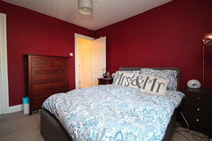 2 Bedroom Semi-Detached House For Sale In Priory Road, Tonbridge, TN9