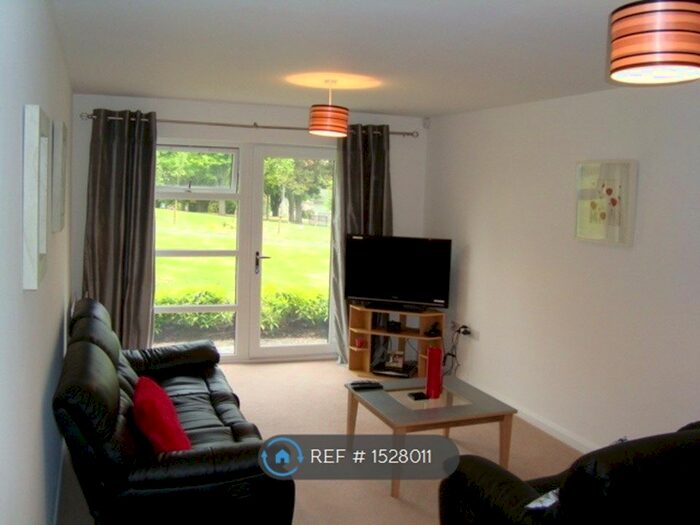2 Bedroom Flat To Rent In Hilton Campus, Aberdeen, AB24