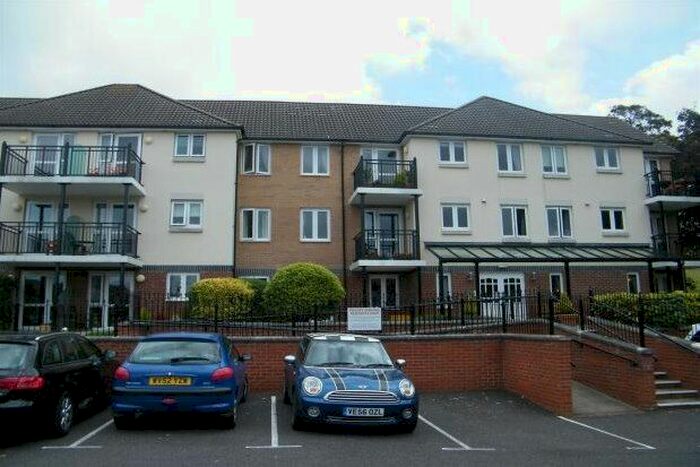 1 Bedroom Property To Rent In Yeovil, BA21