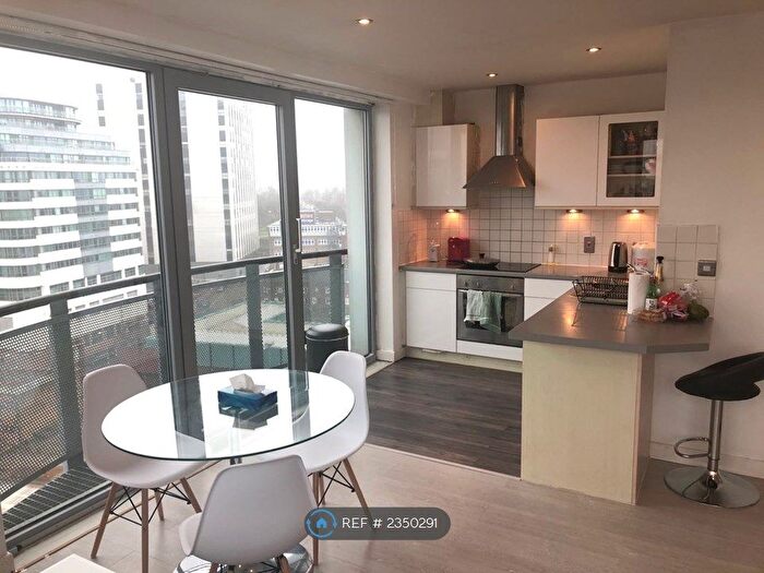 2 Bedroom Flat To Rent In Cranbrook House, Nottingham, NG1