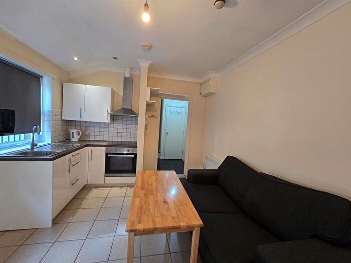 1 Bedroom Flat To Rent In Church Street, London, N9