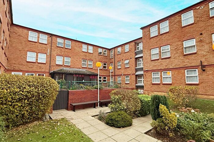 2 Bedroom Flat For Sale In Dyson Court, Lower High Street, Watford, WD17