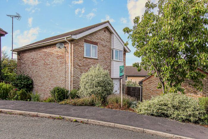 4 Bedroom Detached House For Sale In Chestnut Rise, Barhill, Cambridge, CB23