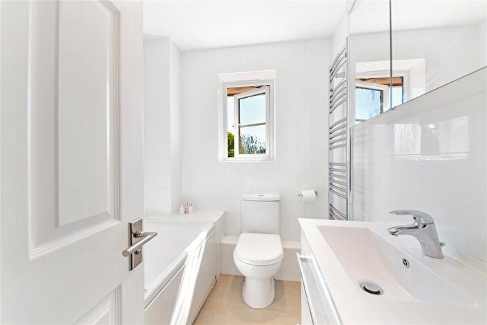 2 Bedroom End Of Terrace House To Rent In Sullivans Reach, Walton-on-Thames, Surrey, KT12