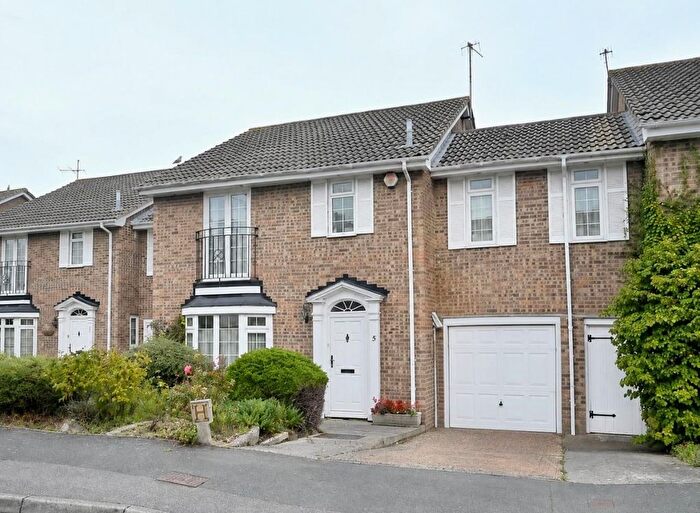 3 Bedroom Terraced House For Sale In Glebe Close, Summerdown, Eastbourne, BN20