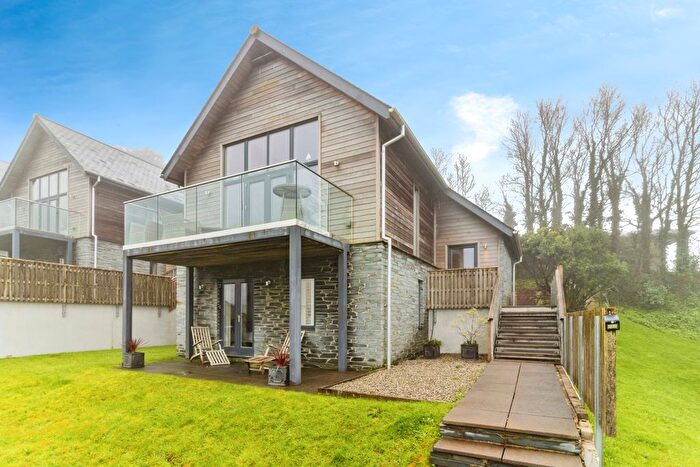 3 Bedroom Detached House For Sale In The Bay, Talland, PL13