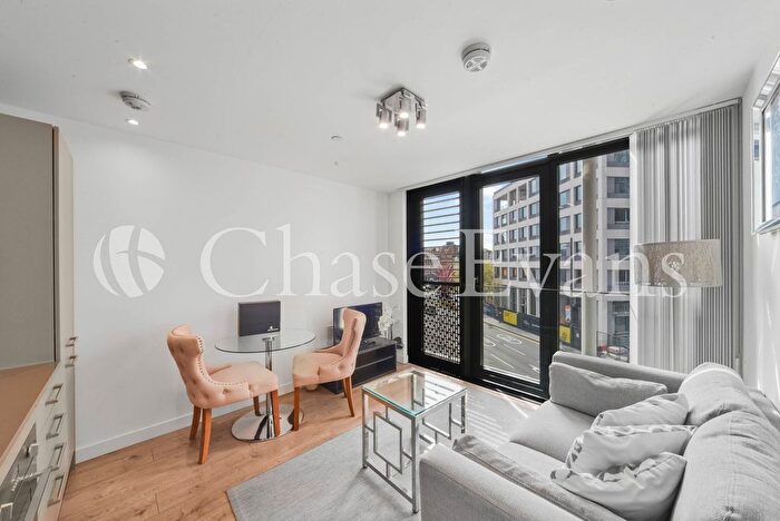 Studio To Rent In Great Eastern Road, Stratford, London, E15