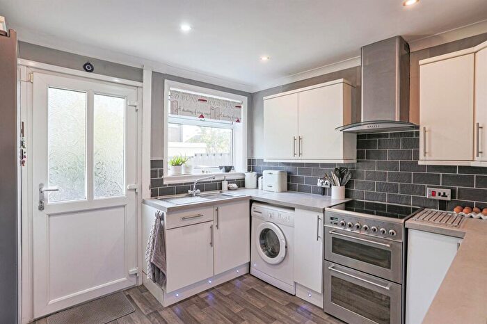 3 Bedroom Terraced House For Sale In Stanks Lane North, Leeds, LS14