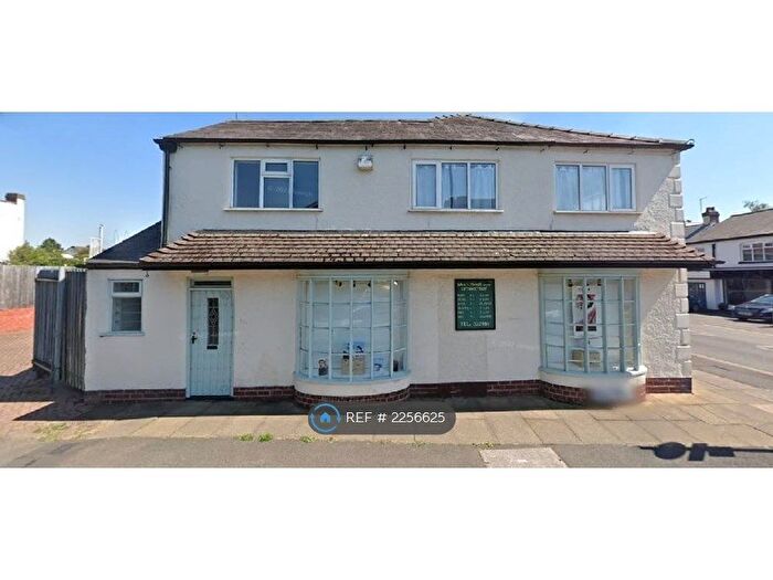 2 Bedroom Flat To Rent In Coalway Road, Wolverhampton, WV3