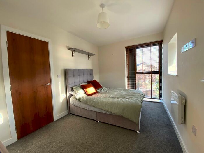 1 Bedroom Flat To Rent In Manchester Road, Chorlton Cum Hardy, Manchester, M21