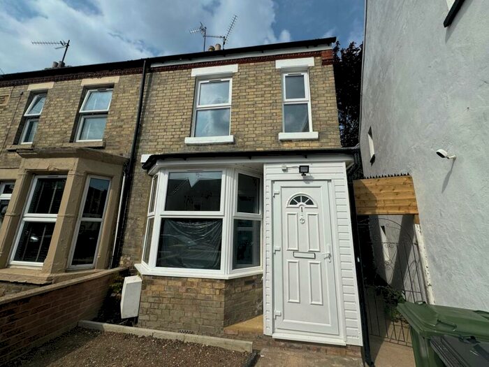 4 Bedroom House To Rent In Huntly Grove, Peterborough, PE1