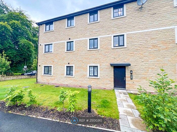 2 Bedroom Flat To Rent In Allied House, Rossendale, BB4
