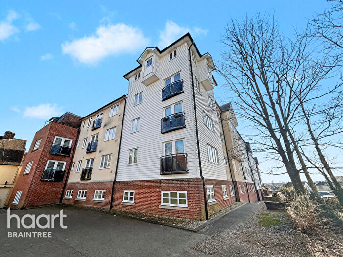 2 Bedroom Apartment For Sale In Fairfield Road, Braintree, CM7