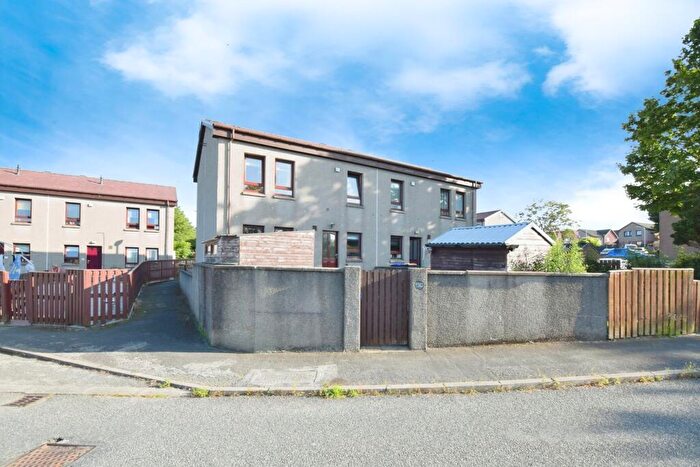 3 Bedroom Semi-Detached House For Sale In Brands Butt, Inverurie, AB51