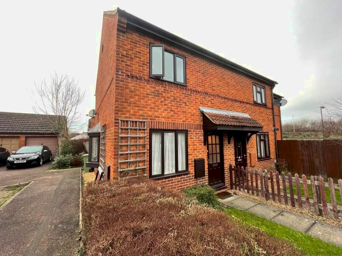 2 Bedroom Semi-Detached House To Rent In Tredington Grove, Caldecotte MK7