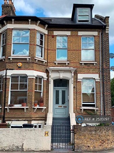 1 Bedroom Flat To Rent In Thistlewaite Road, London, E5