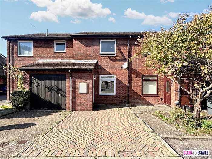 2 Bedroom Terraced House For Sale In Denver Close, Topsham, EX3