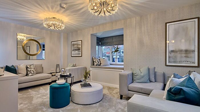 3 Bedroom Detached House For Sale In Racecourse Rd, Scarborough, YO13