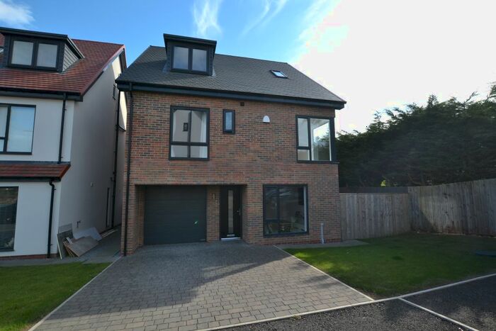 5 Bedroom Detached House To Rent In Brook Fields, Littlethorpe, Peterlee, SR8