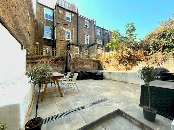 1 Bedroom Flat To Rent In Barton Road, London, W14