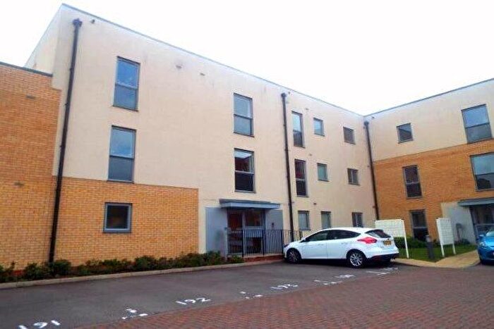2 Bedroom Flat To Rent In Swallowtail Court, Stevenage, SG1