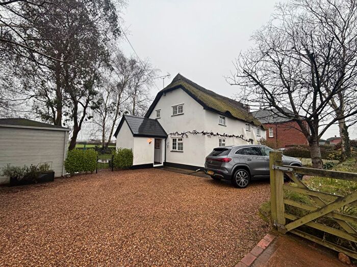 3 Bedroom Semi-Detached House To Rent In Clyst Road, Topsham, Exeter, EX3