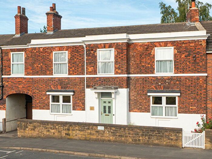 4 Bedroom Semi-Detached House For Sale In Barnsley Road, Sandal, Wakefield, West Yorkshire, WF2