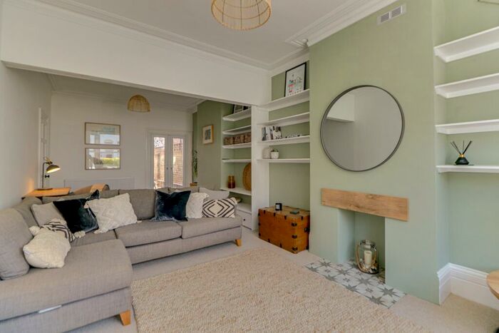 3 Bedroom Terraced House For Sale In Darlington Road, Southsea, PO4