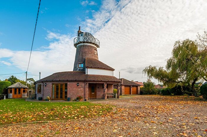 3 Bedroom Detached House For Sale In Watton Road, Wretham, IP24