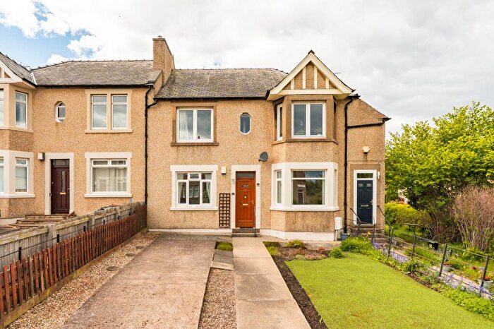 2 Bedroom Flat For Sale In Easter Drylaw Drive, Edinburgh, EH4