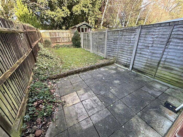 2 Bedroom End Of Terrace House To Rent In Victoria Gardens, Ringwood, Hampshire, BH24