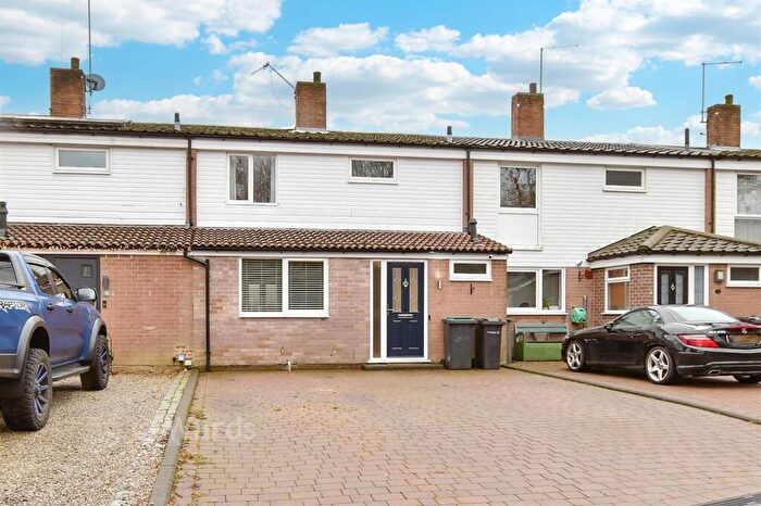 3 Bedroom Terraced House For Sale In Timberbank, Meopham, Kent, DA13