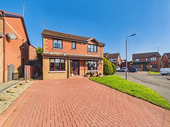 5 Bedroom Detached House For Sale In Dunnottar Crescent, Stewartfield, East Kilbride, G74