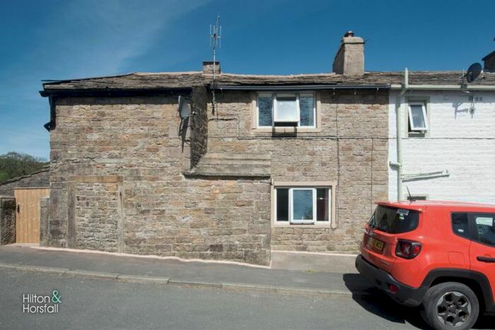 1 Bedroom Cottage To Rent In West Side Cottage, Thorneyholme Square, Roughlee, BB12