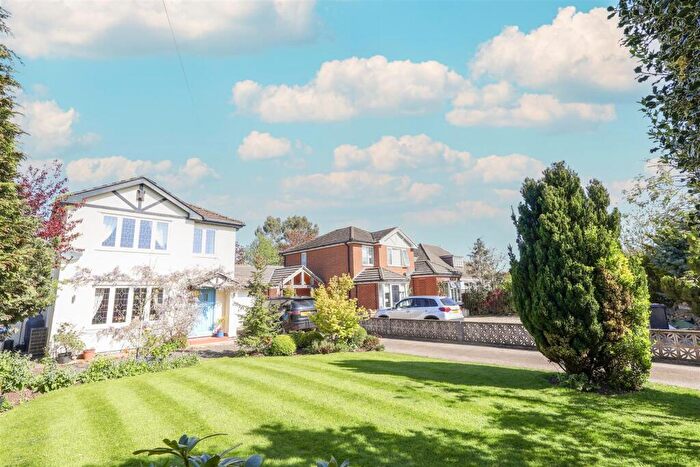3 Bedroom Detached House For Sale In Whitcliffe Lane, Ripon, HG4