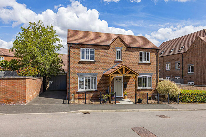 4 Bedroom Detached House For Sale In Denby Bank, Marehay, Ripley, DE5
