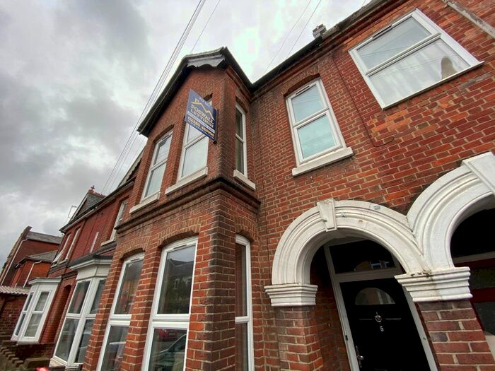 7 Bedroom Terraced House To Rent In Rigby Road, Portswood Southampton, SO17