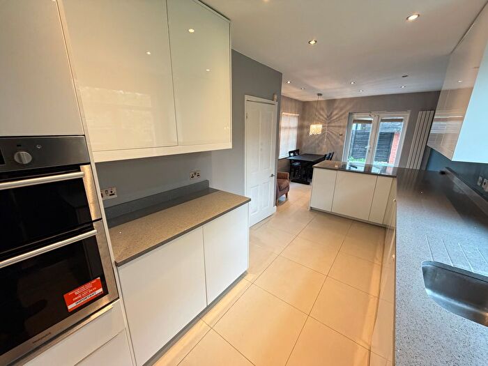 3 Bedroom Detached House To Rent In Cedar Grove, Bradmore, Wolverhampton, WV3