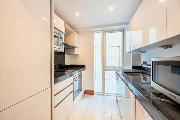 Studio To Rent In Churchway, Camden, London, NW1