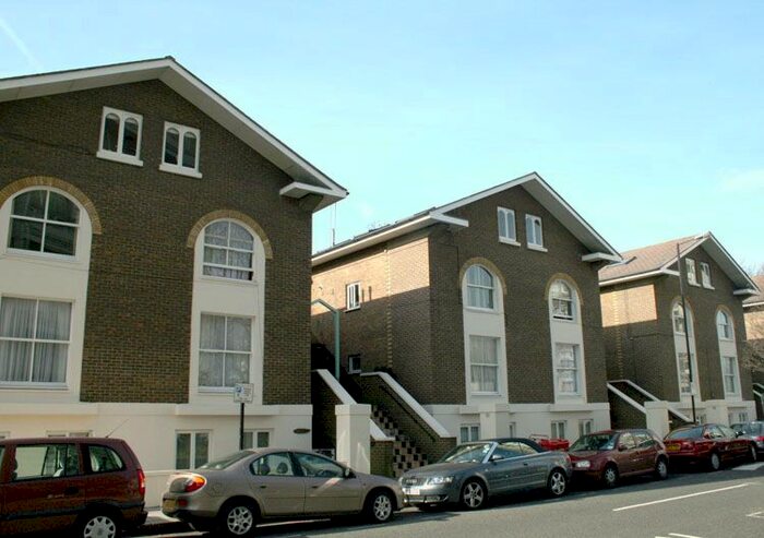 2 Bedroom Flat To Rent In Lanark Road, London, W9