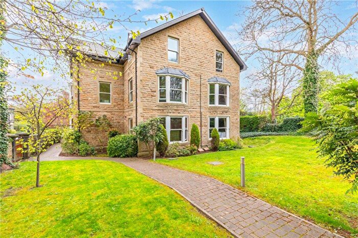 2 Bedroom Apartment For Sale In Grosvenor Road, Leeds, West Yorkshire, LS6