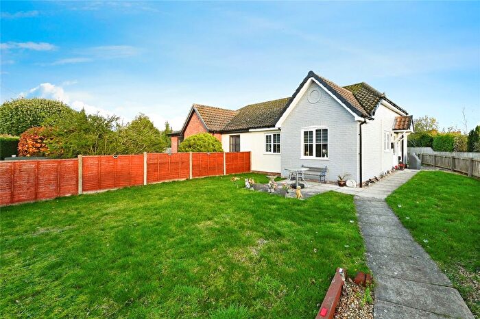 2 Bedroom Bungalow For Sale In Common View, Snettisham, King's Lynn, Norfolk, PE31