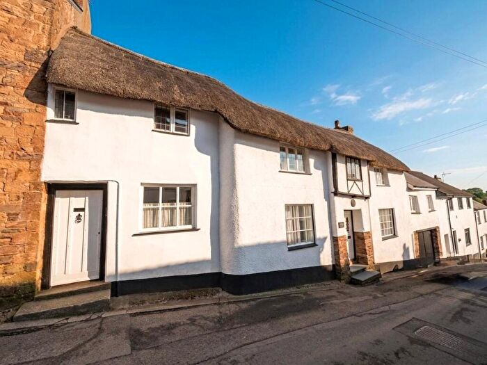 4 Bedroom Terraced House For Sale In High Street, Hatherleigh, Okehampton, EX20