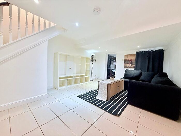 2 Bedroom Terraced House To Rent In Old Oak Common Lane, East Acton, London, W3