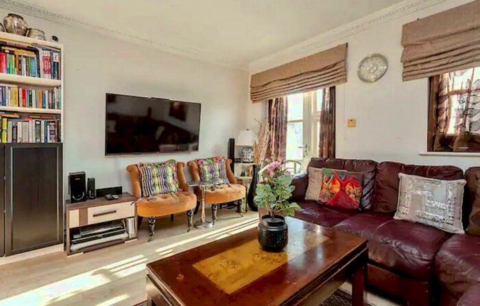 1 Bedroom End Of Terrace House To Rent In Exeter Road, London, E17