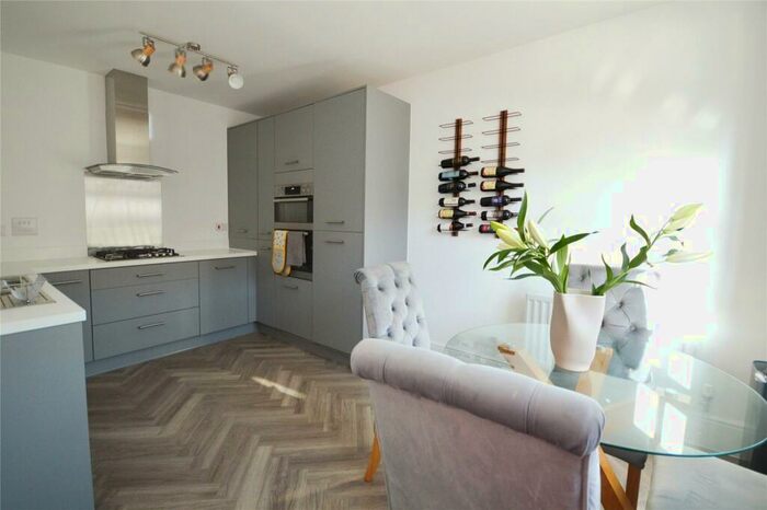 4 Bedroom Terraced House To Rent In Knights Templar Way, Rochester, Kent, ME2