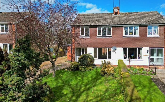 3 Bedroom Semi-Detached House For Sale In Oxenbridge Row, High Street, Etchingham, TN19